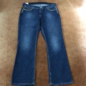 Brand New Wrangler Shiloh jeans